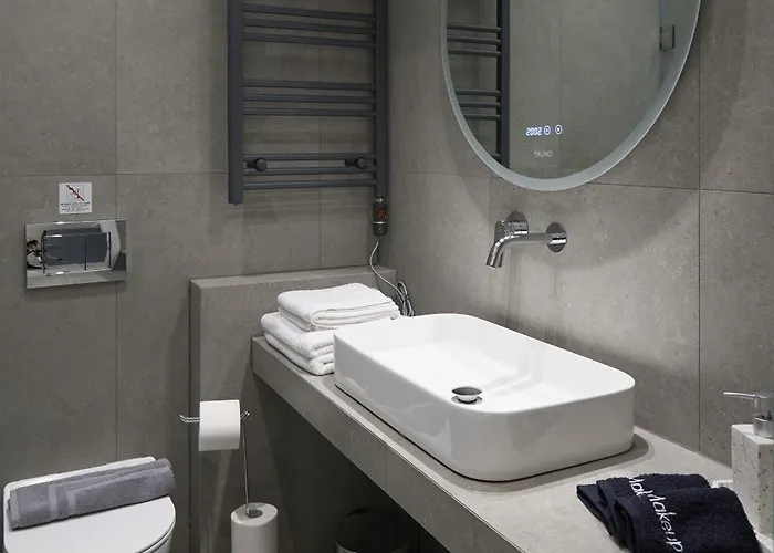 Thalpos 1 Салоники